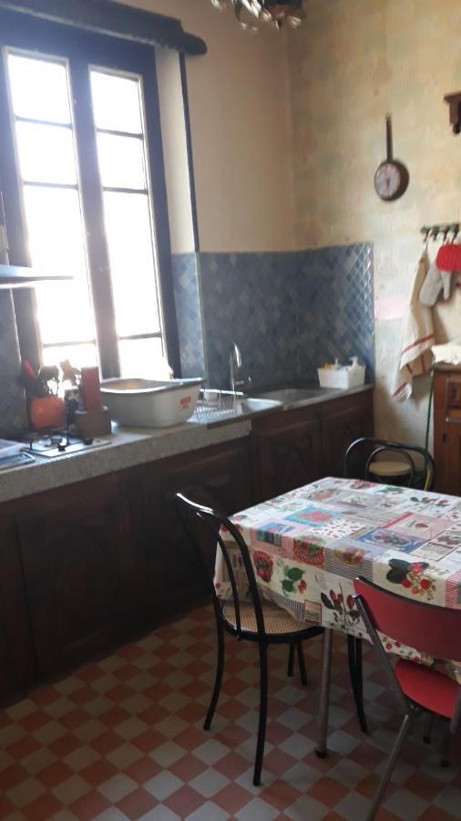 Chez Virginie - Chambre Du Bourg Lourdes Ngoại thất bức ảnh